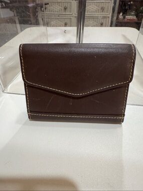 Buxton Dark Brown Leather Fold Wallet with Contrast Stitching